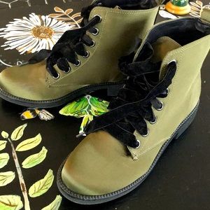 Dirty Laundry Green Ankle Boots